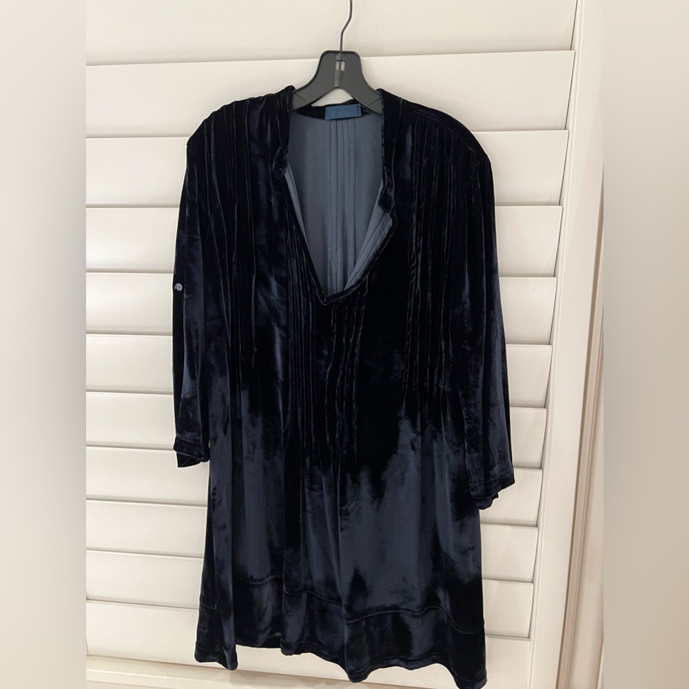 CP shades velvet black dress/tunic size M